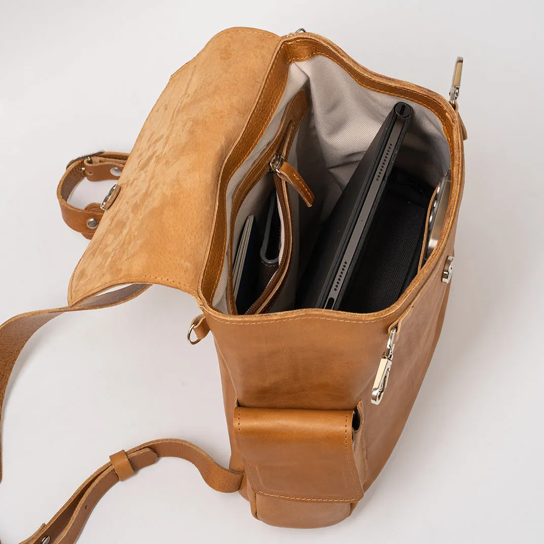 Leather backpack - Chatelet (Tan)